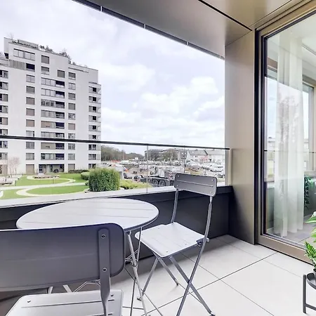 Luxury 1 Bedroom In Kirchberg 아파트